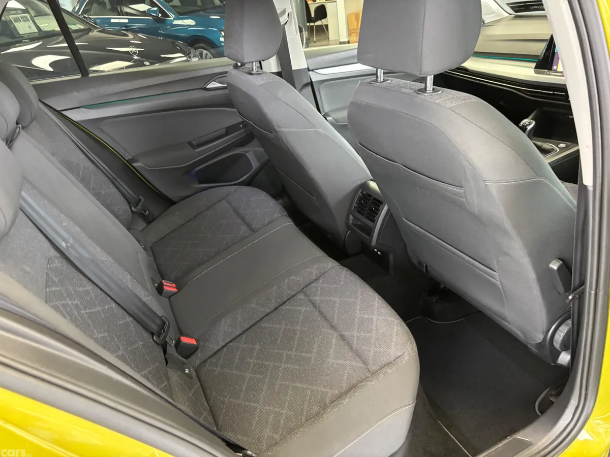 Volkswagen Golf Hatchback, Diesel, 2021, Yellow