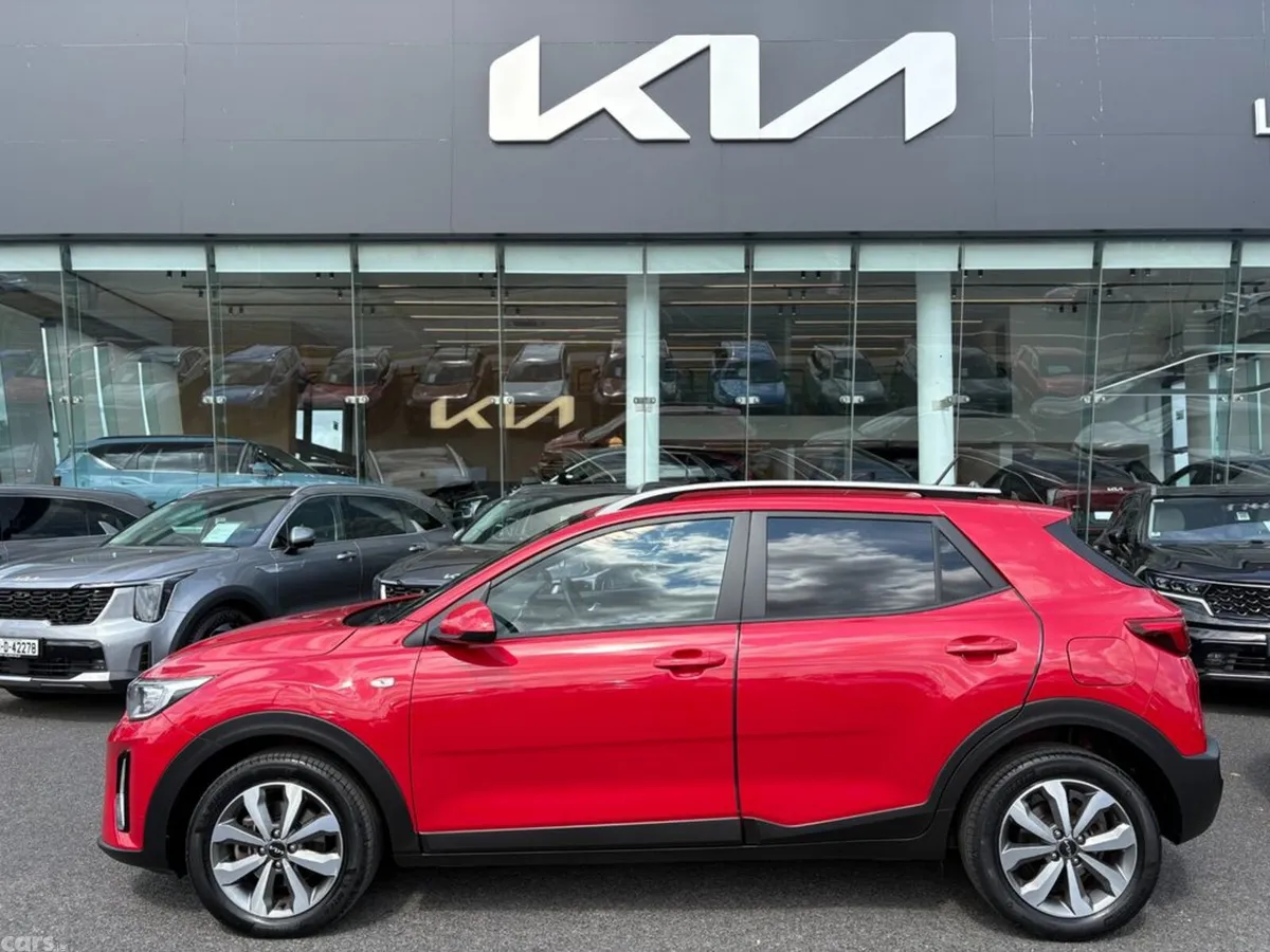 Kia Stonic Hatchback, Petrol, 2024, Red
