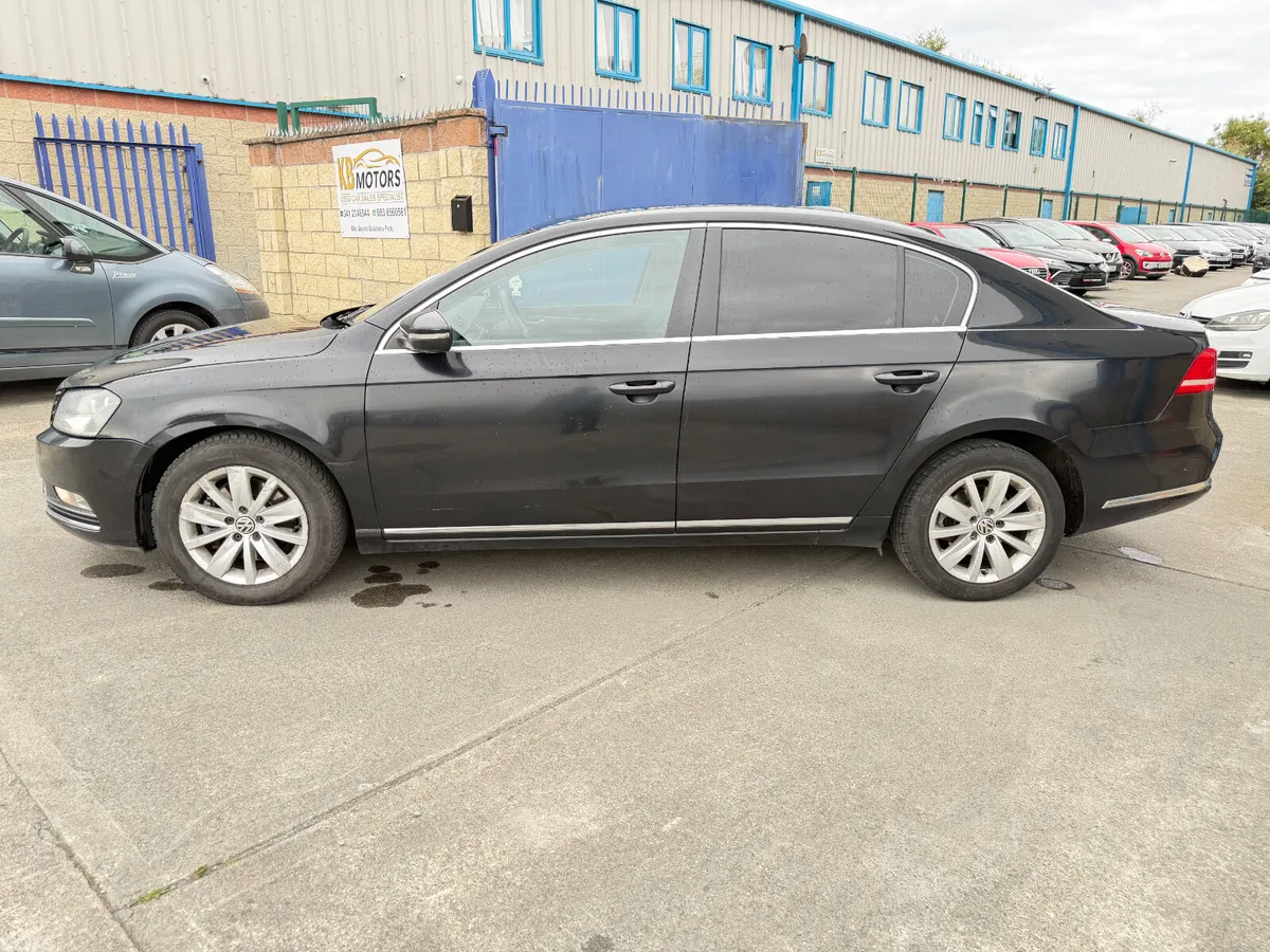 Volkswagen Passat Saloon, Diesel, 2014, Black