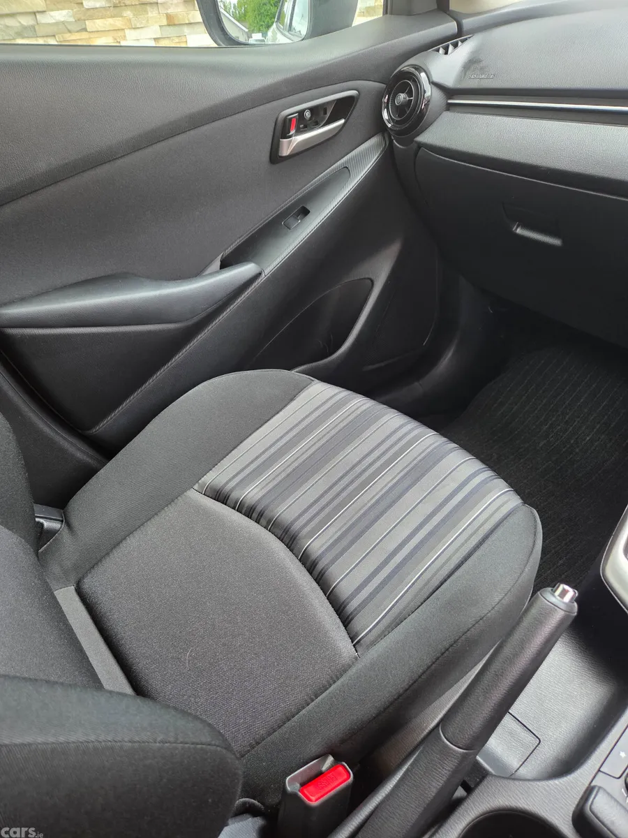 Mazda Mazda2 Hatchback, Petrol, 2023, White