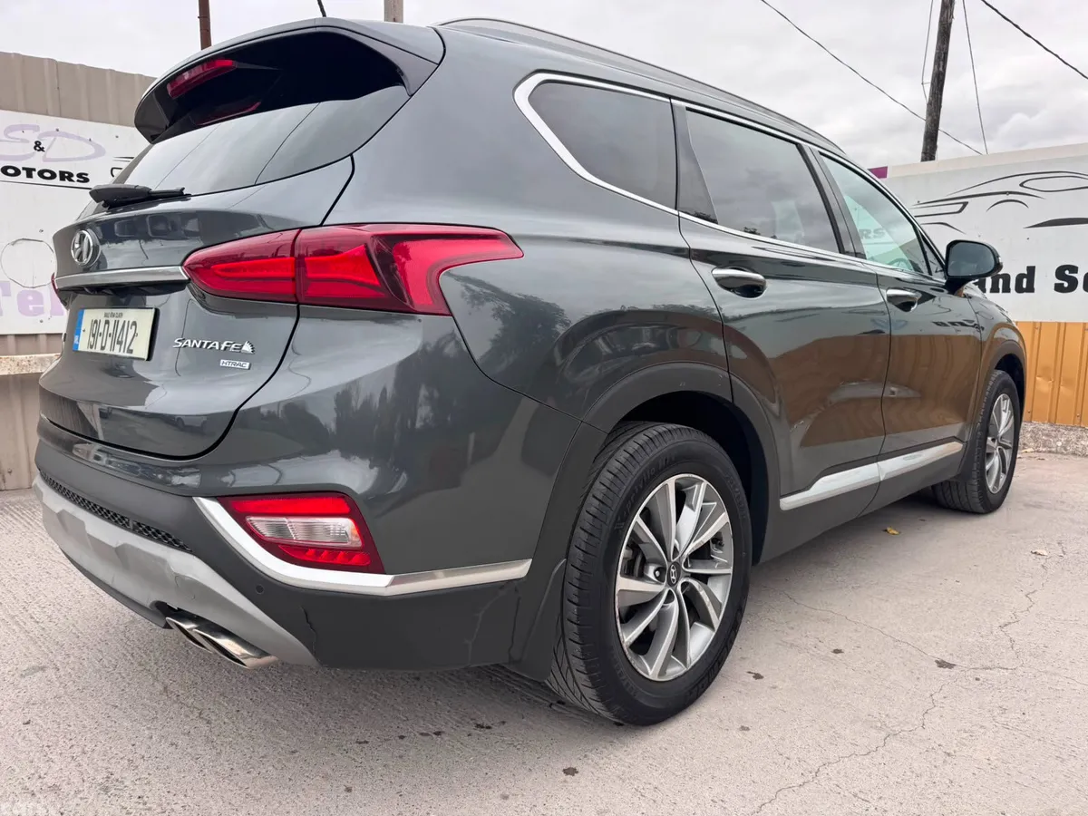 Hyundai Santa Fe SUV, Diesel, 2019, Green