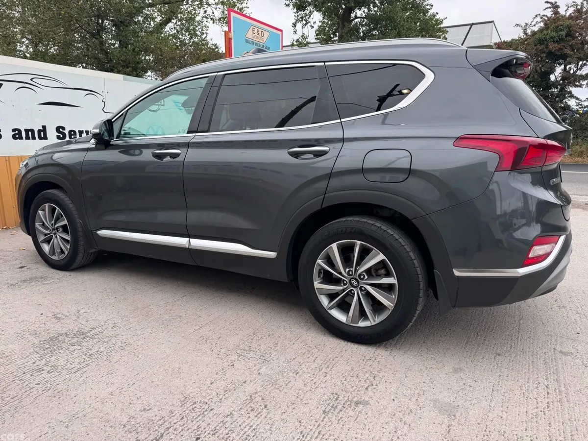 Hyundai Santa Fe SUV, Diesel, 2019, Green