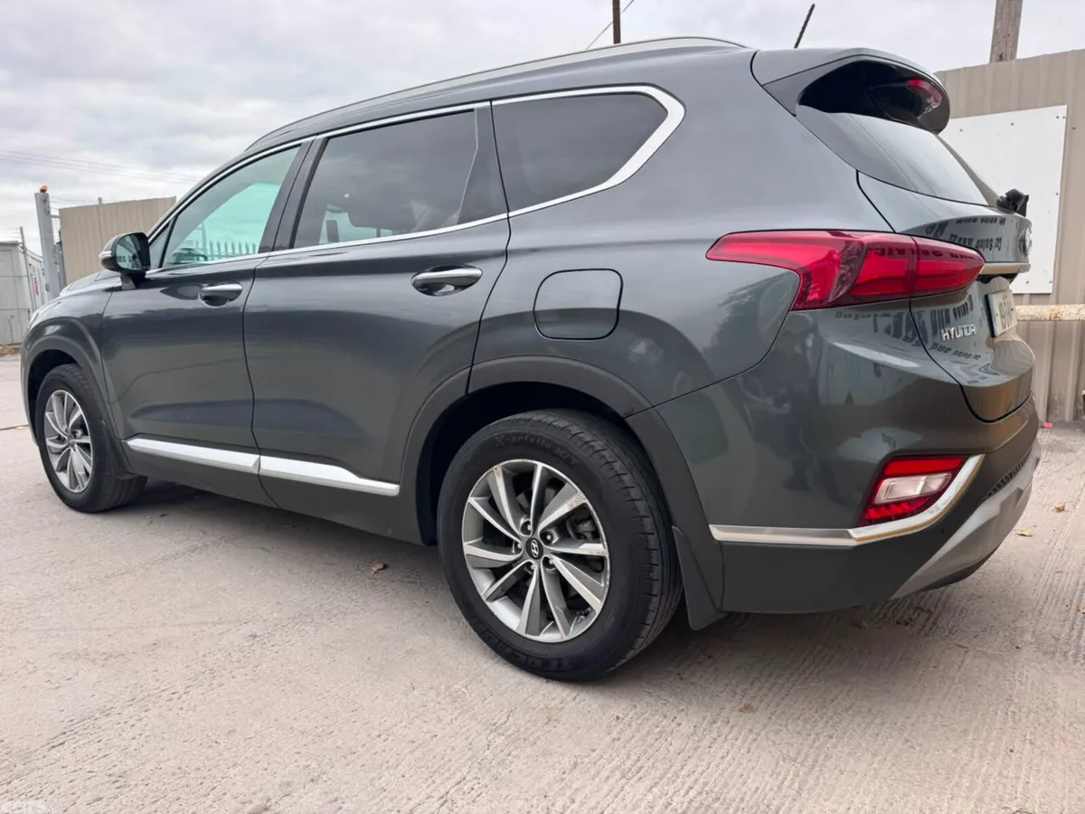 Hyundai Santa Fe SUV, Diesel, 2019, Green