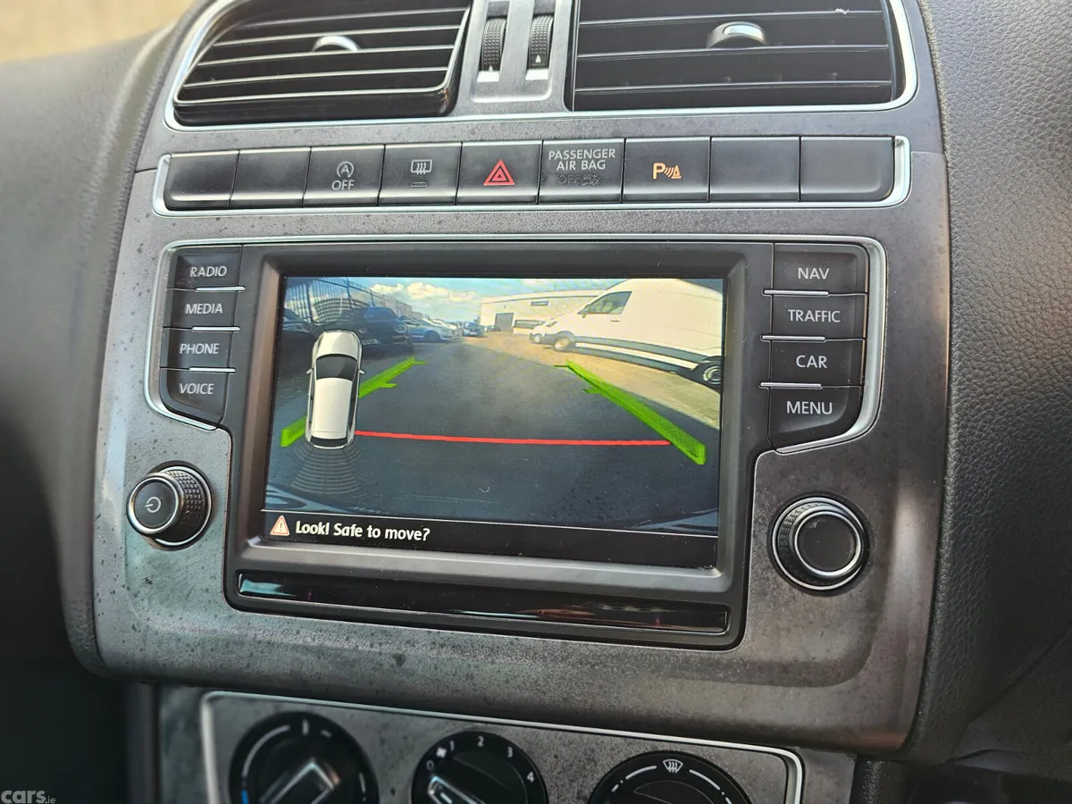 Volkswagen Polo Hatchback, Diesel, 2016, Silver