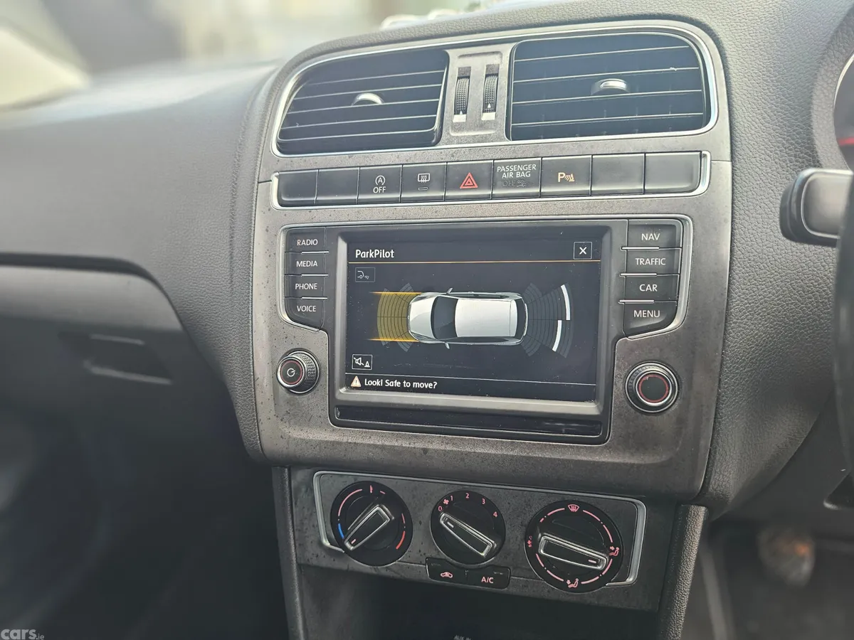Volkswagen Polo Hatchback, Diesel, 2016, Silver