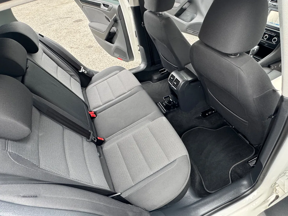 Volkswagen Golf Hatchback, Petrol, 2012, White