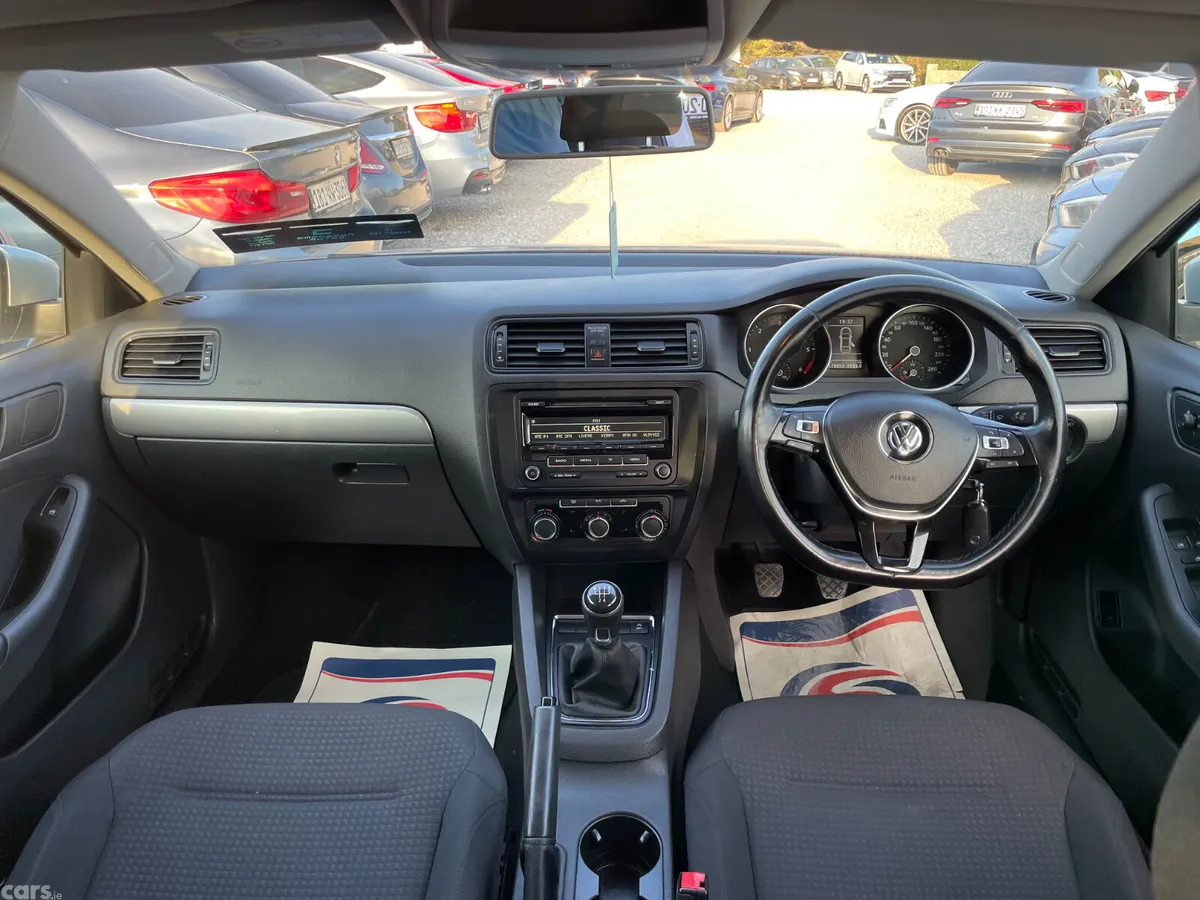 Volkswagen Jetta Saloon, Diesel, 2015, Silver