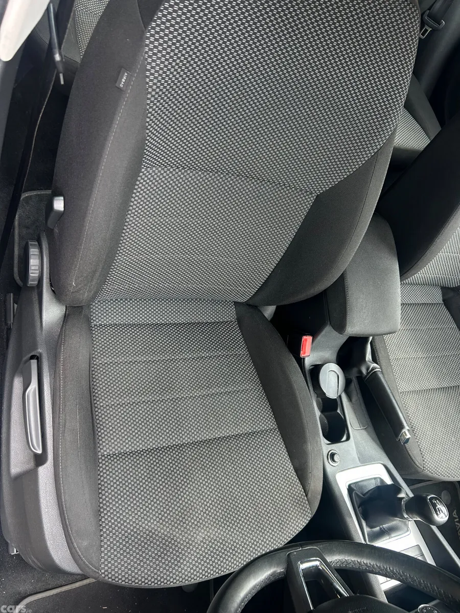 Skoda Octavia Estate, Petrol, 2015, Silver