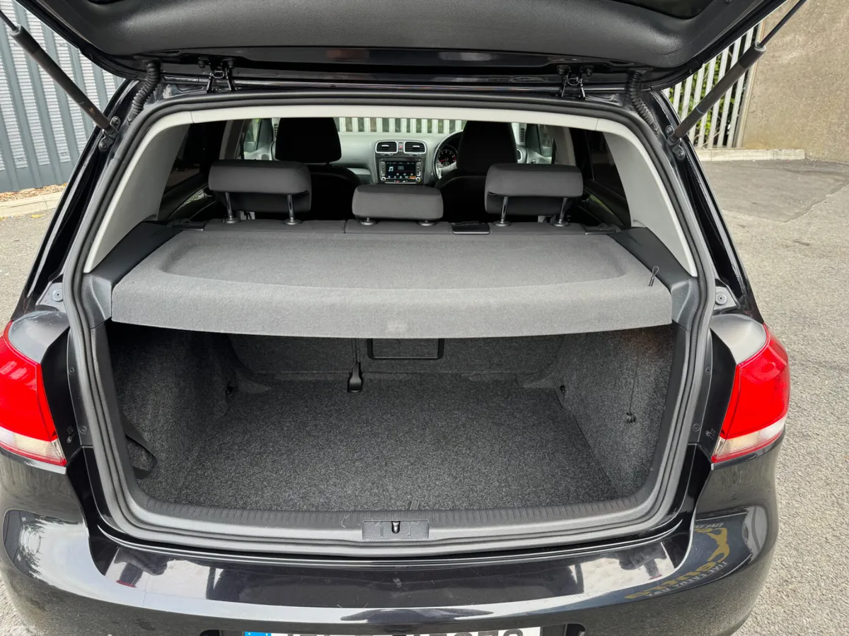 Volkswagen Golf Hatchback, Petrol, 2013, Black