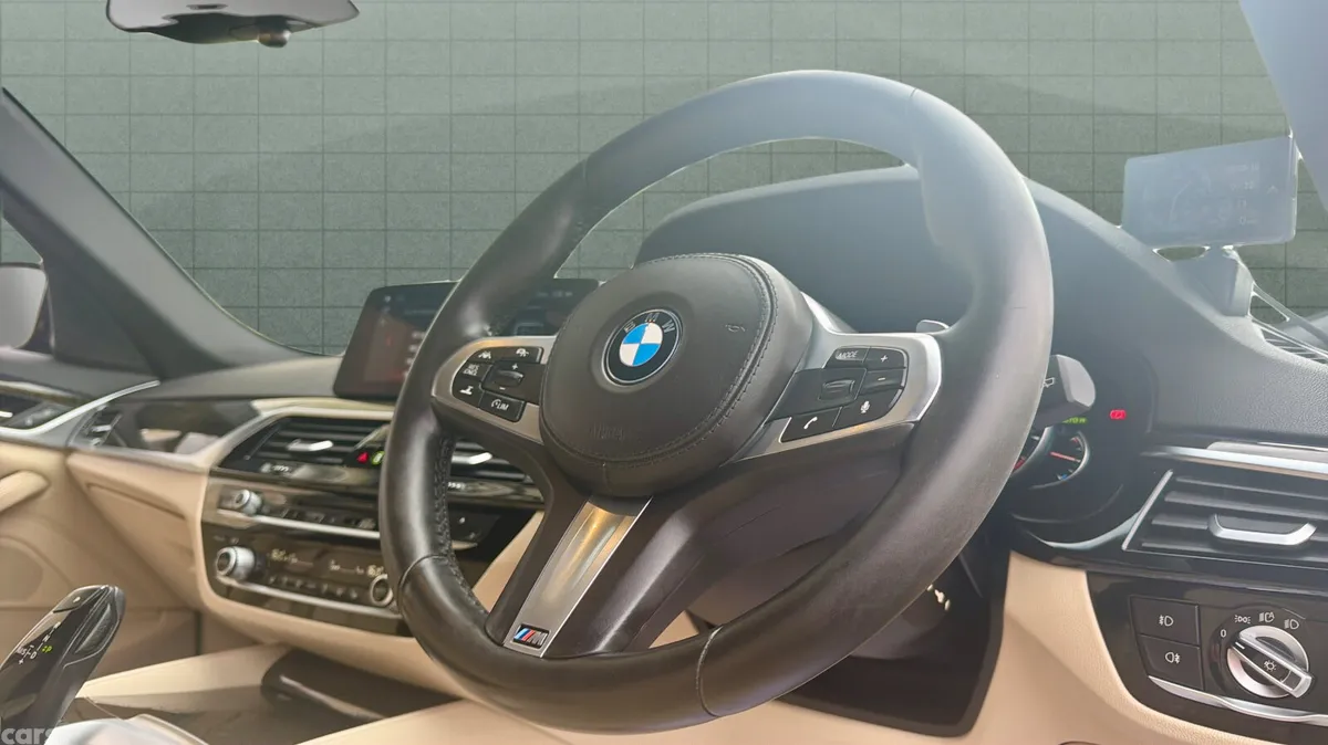 BMW 5-Series Estate, Diesel, 2017, Blue