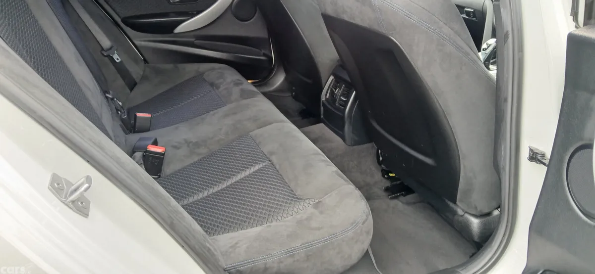 BMW 3-Series Saloon, Diesel, 2015, White