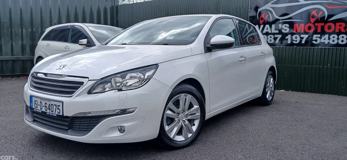 Peugeot 308 Hatchback, Petrol, 2015, White