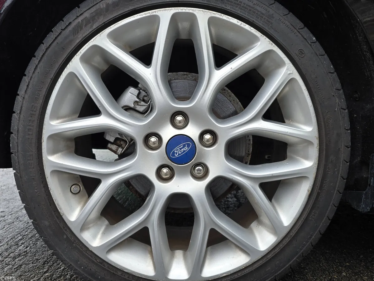Ford Focus Hatchback, Diesel, 2017, Black