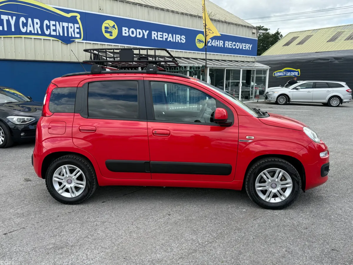 Fiat 500 Hatchback, Petrol, 2017, Red