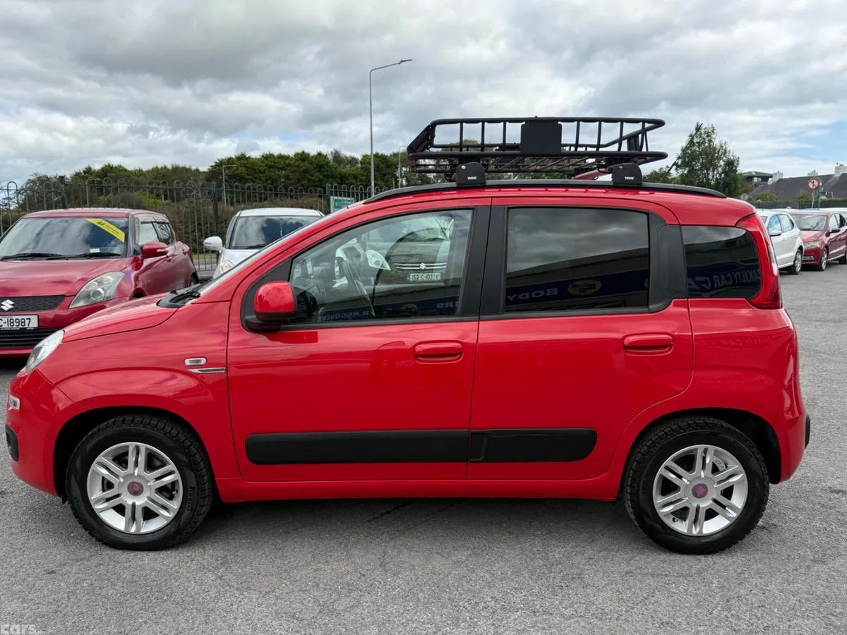 Fiat 500 Hatchback, Petrol, 2017, Red