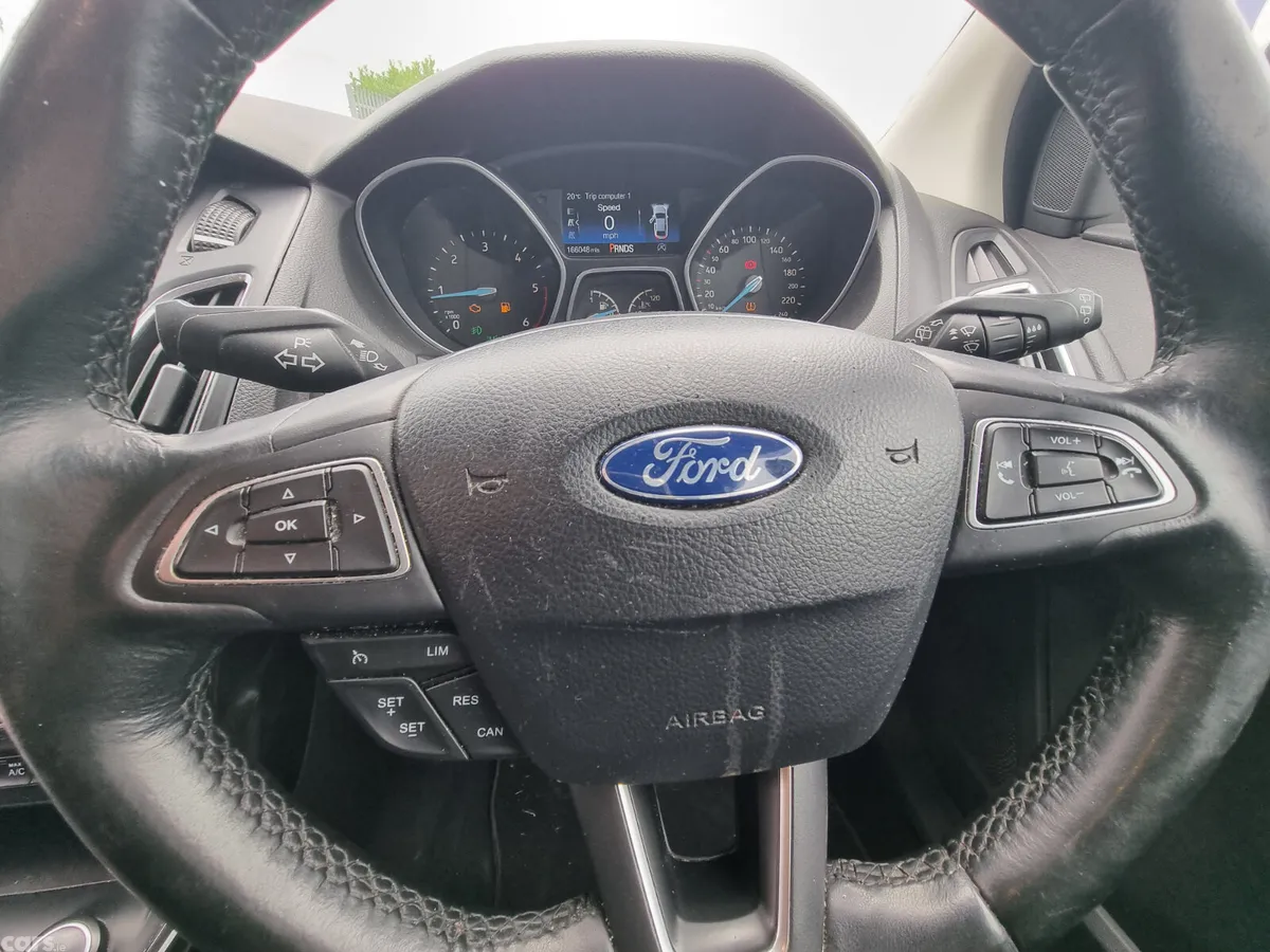 Ford Focus Hatchback, Diesel, 2015, Silver