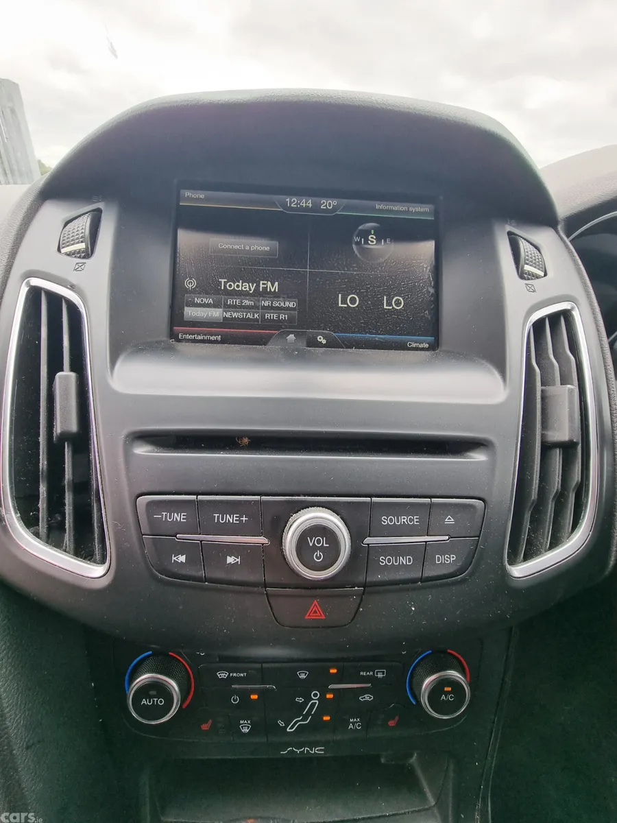 Ford Focus Hatchback, Diesel, 2015, Silver
