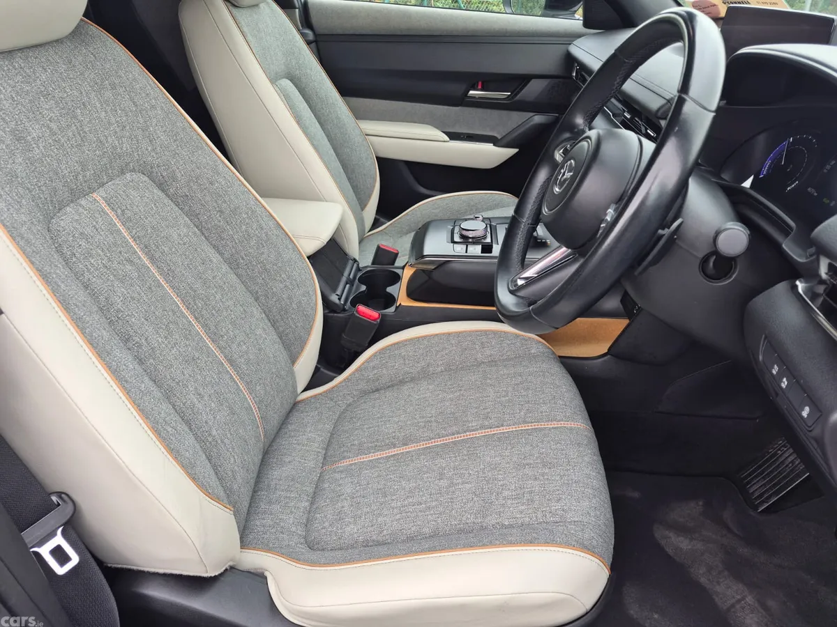Mazda MX-3 SUV, Electric, 2021, White
