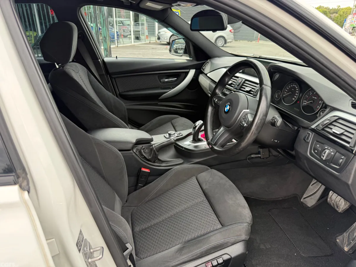 BMW 3-Series Saloon, Petrol, 2013, White