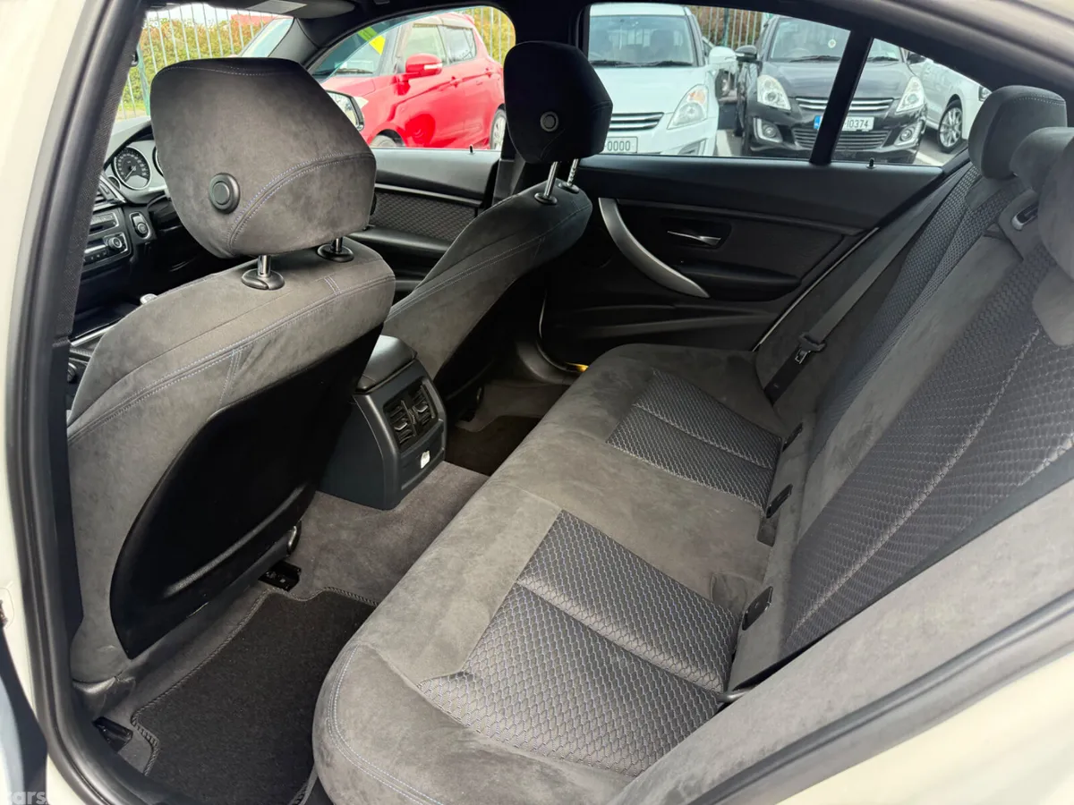BMW 3-Series Saloon, Petrol, 2013, White
