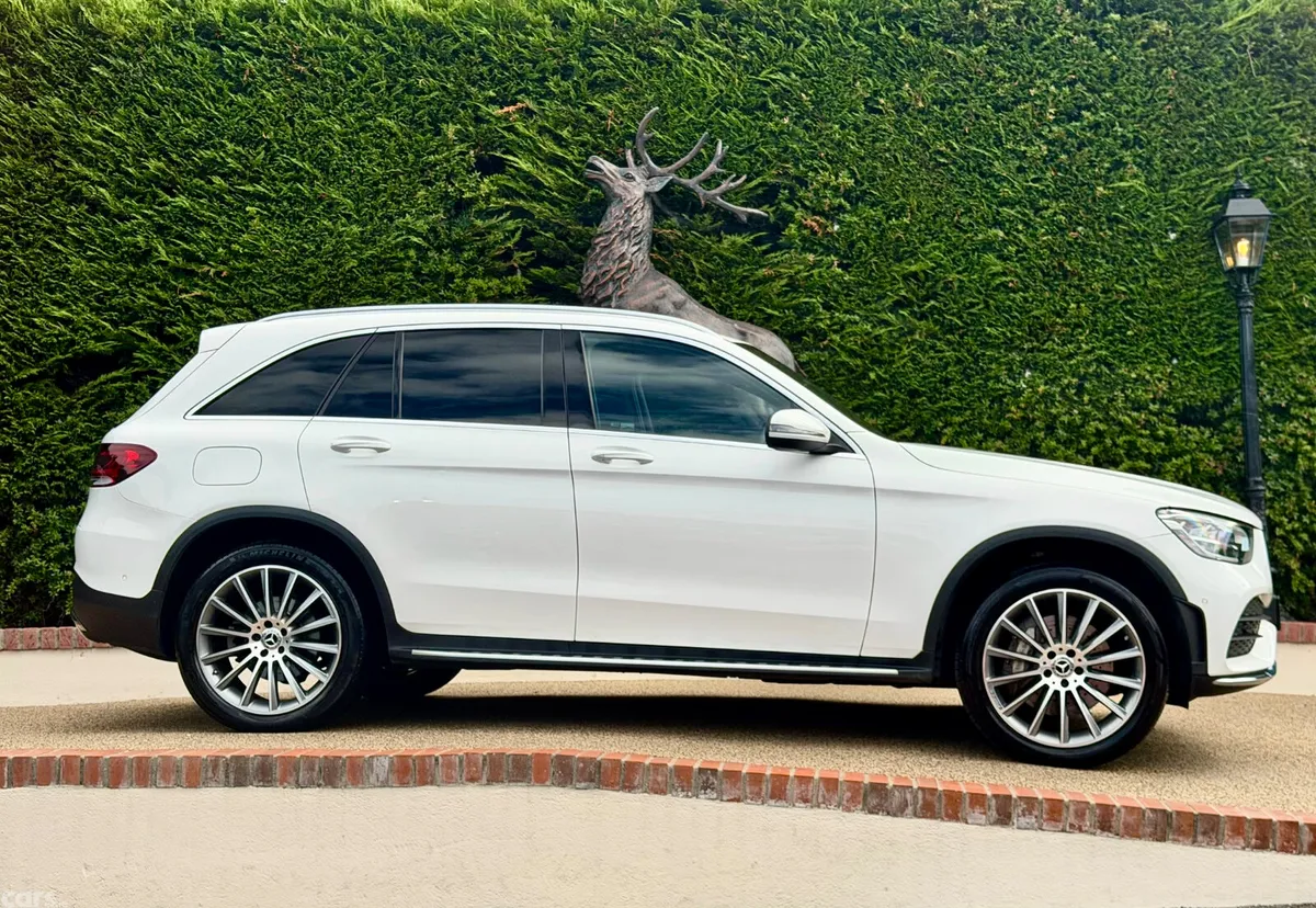Mercedes-Benz GLC SUV, Diesel Plug-in Hybrid, 2022, White