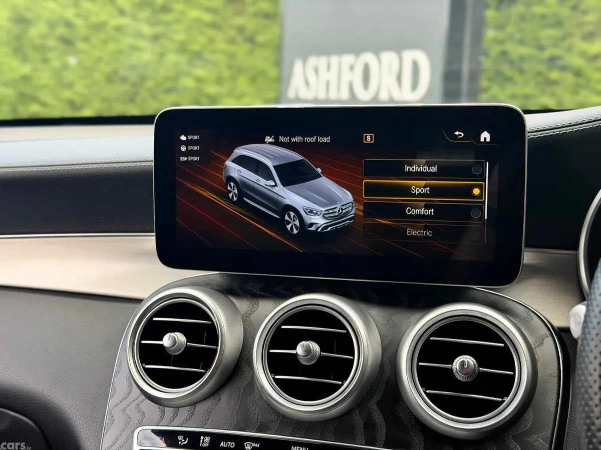 Mercedes-Benz GLC SUV, Diesel Plug-in Hybrid, 2022, White