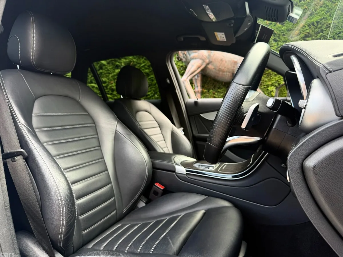 Mercedes-Benz GLC SUV, Diesel Plug-in Hybrid, 2022, White