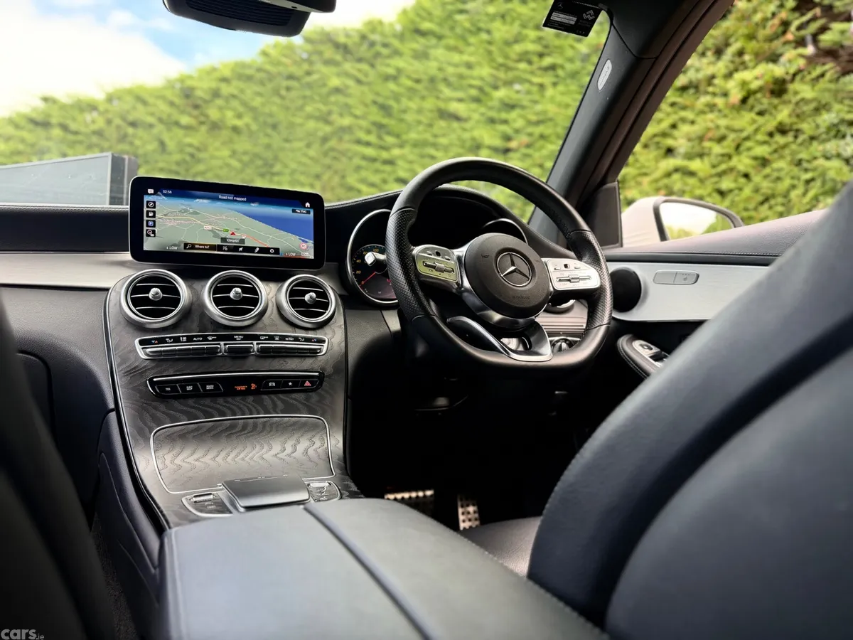 Mercedes-Benz GLC SUV, Diesel Plug-in Hybrid, 2022, White