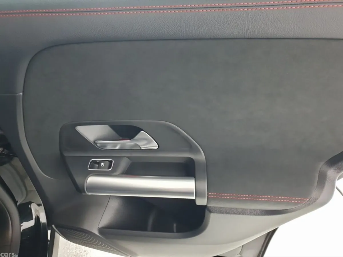 Mercedes-Benz GLA SUV, Petrol Plug-in Hybrid, 2025, Black