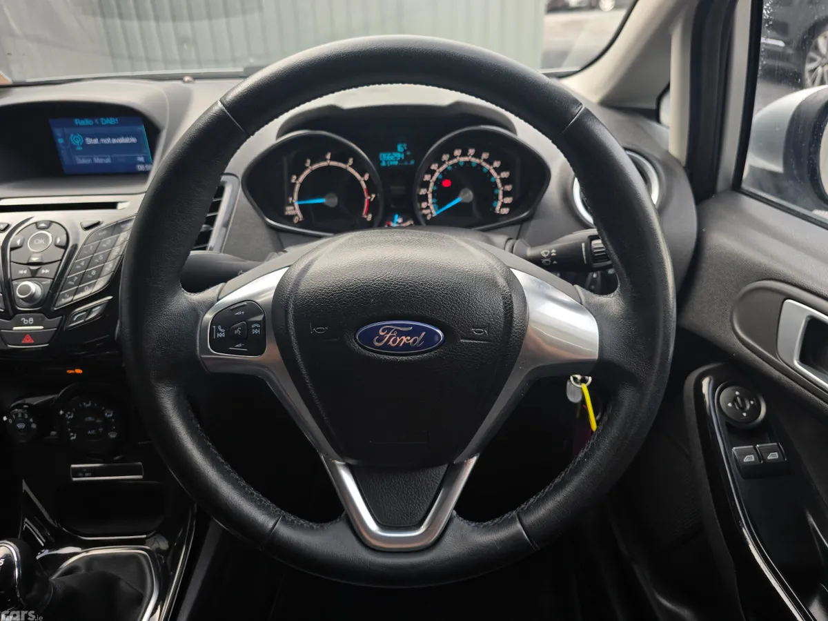 Ford Fiesta Hatchback, Petrol, 2017, Silver