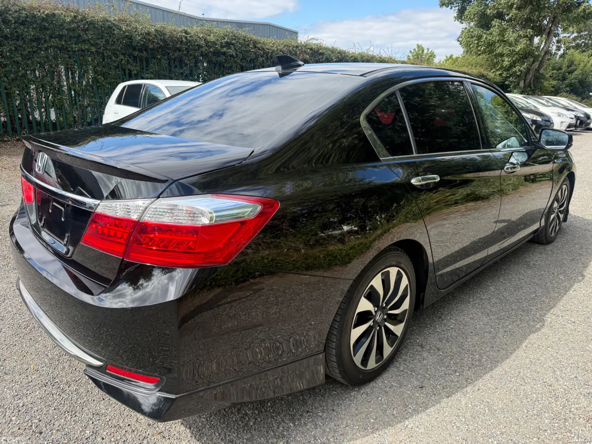 Honda Accord Saloon, Petrol Hybrid, 2015, Black