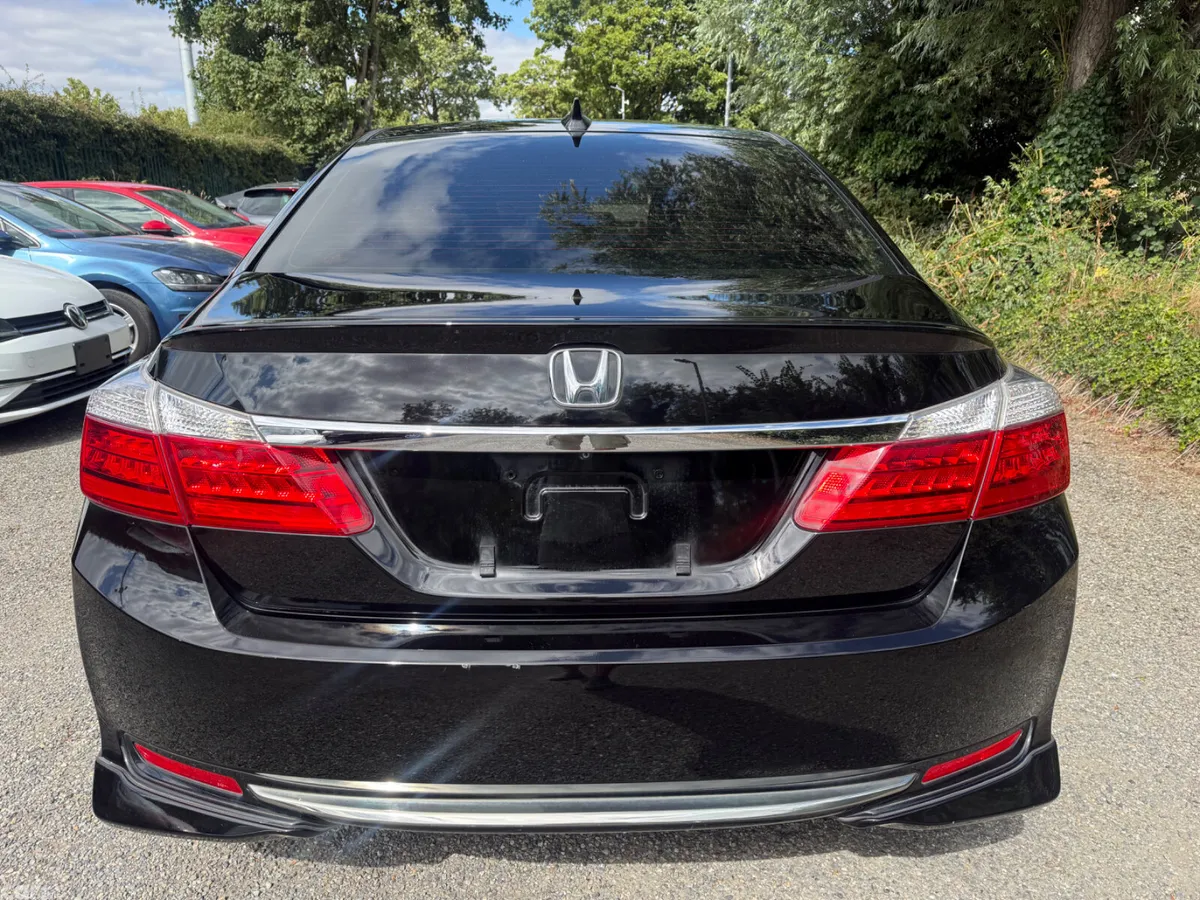Honda Accord Saloon, Petrol Hybrid, 2015, Black