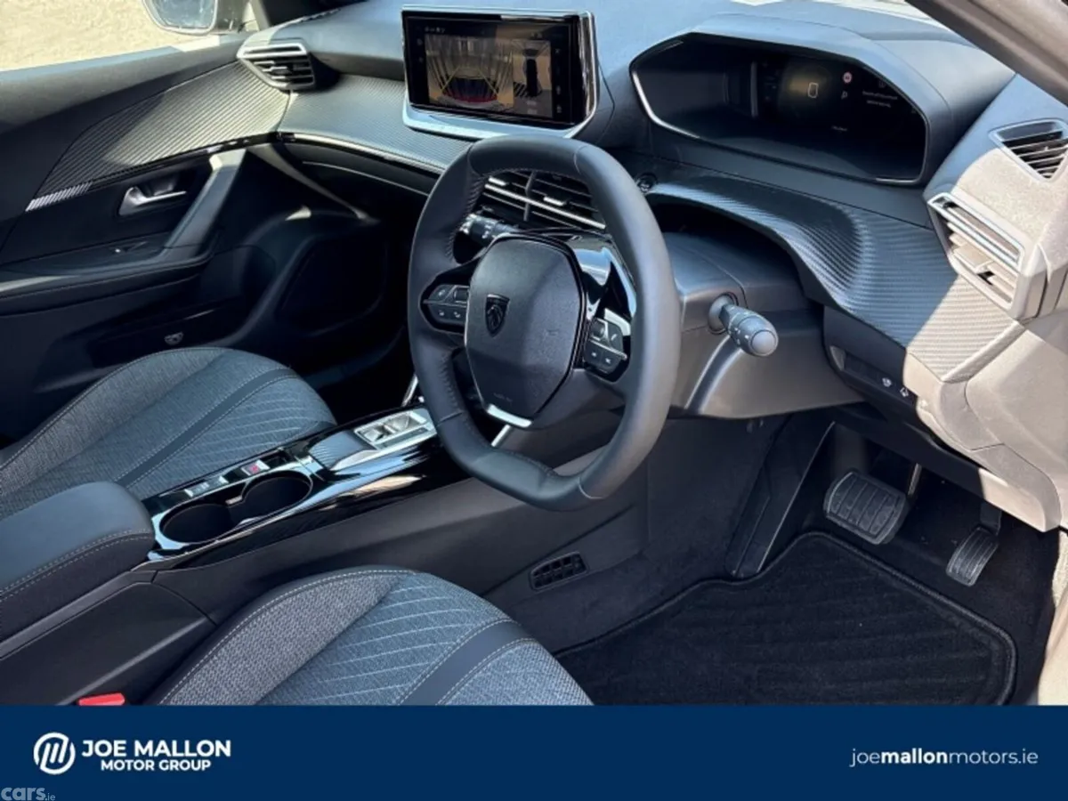 Peugeot 2008 MPV, Petrol Hybrid, 2026, Black