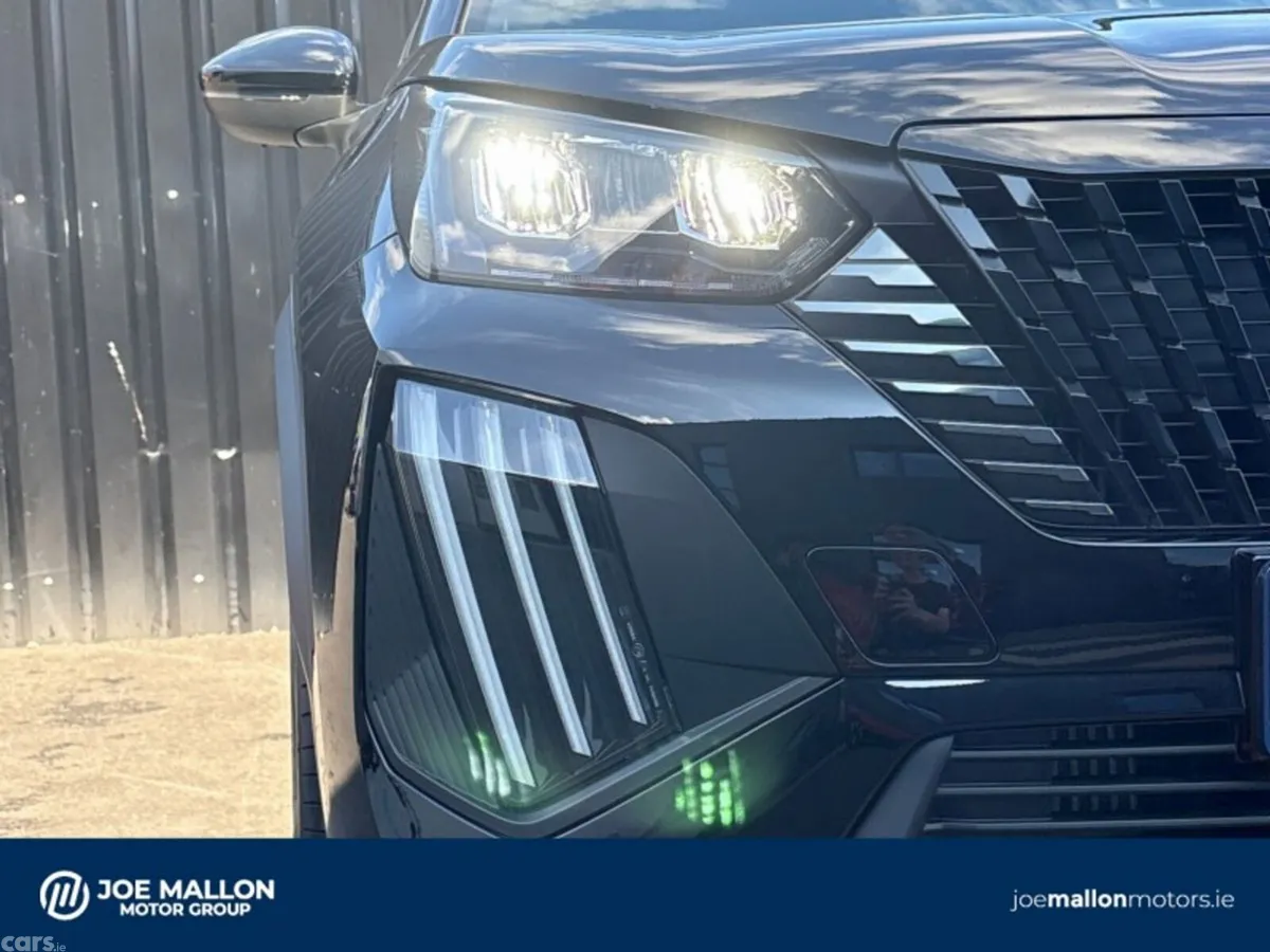Peugeot 2008 MPV, Petrol Hybrid, 2026, Black