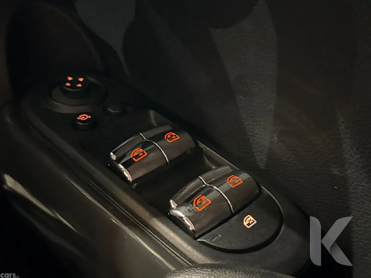 Mini One Hatchback, Petrol, 2019, Red