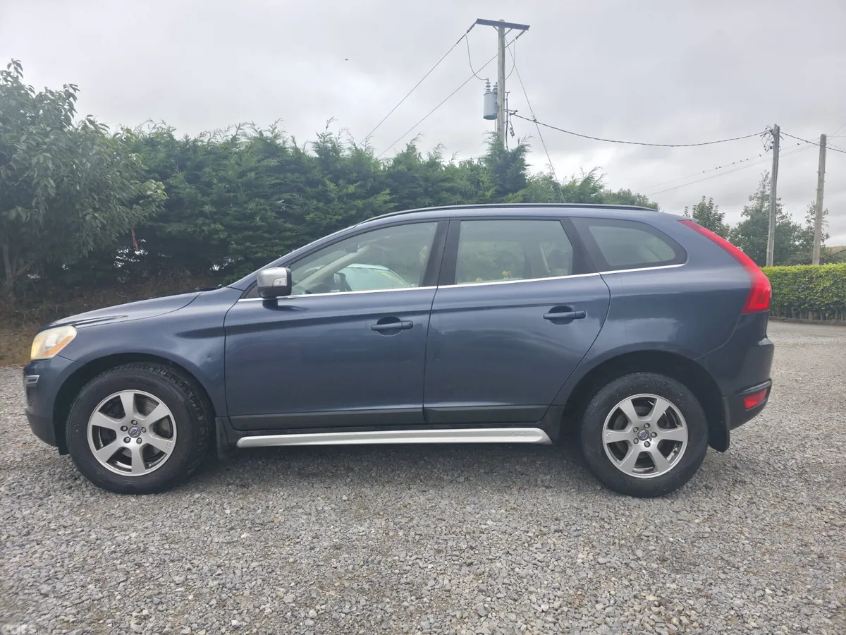 Volvo XC60 SUV, Diesel, 2011, Blue