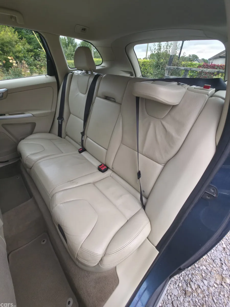 Volvo XC60 SUV, Diesel, 2011, Blue