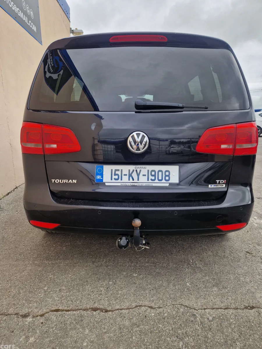 Volkswagen Touran MPV, Diesel, 2015, Black