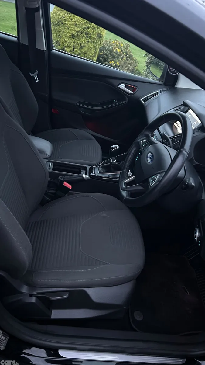 Ford Focus Saloon, Diesel, 2016, Black