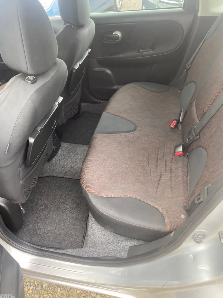 Nissan Note MPV, Petrol, 2010, Silver