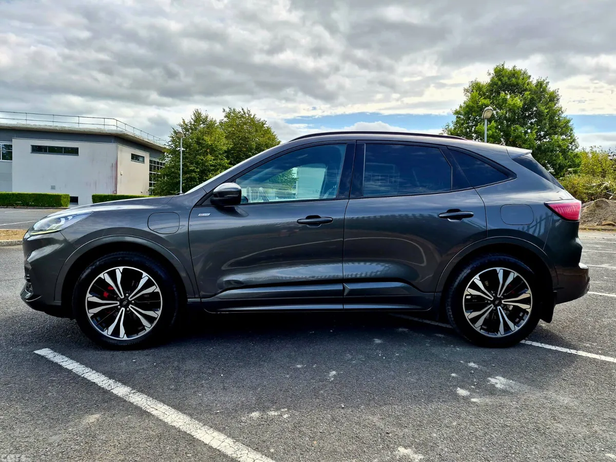 Ford Kuga SUV, Petrol Plug-in Hybrid, 2022, Grey
