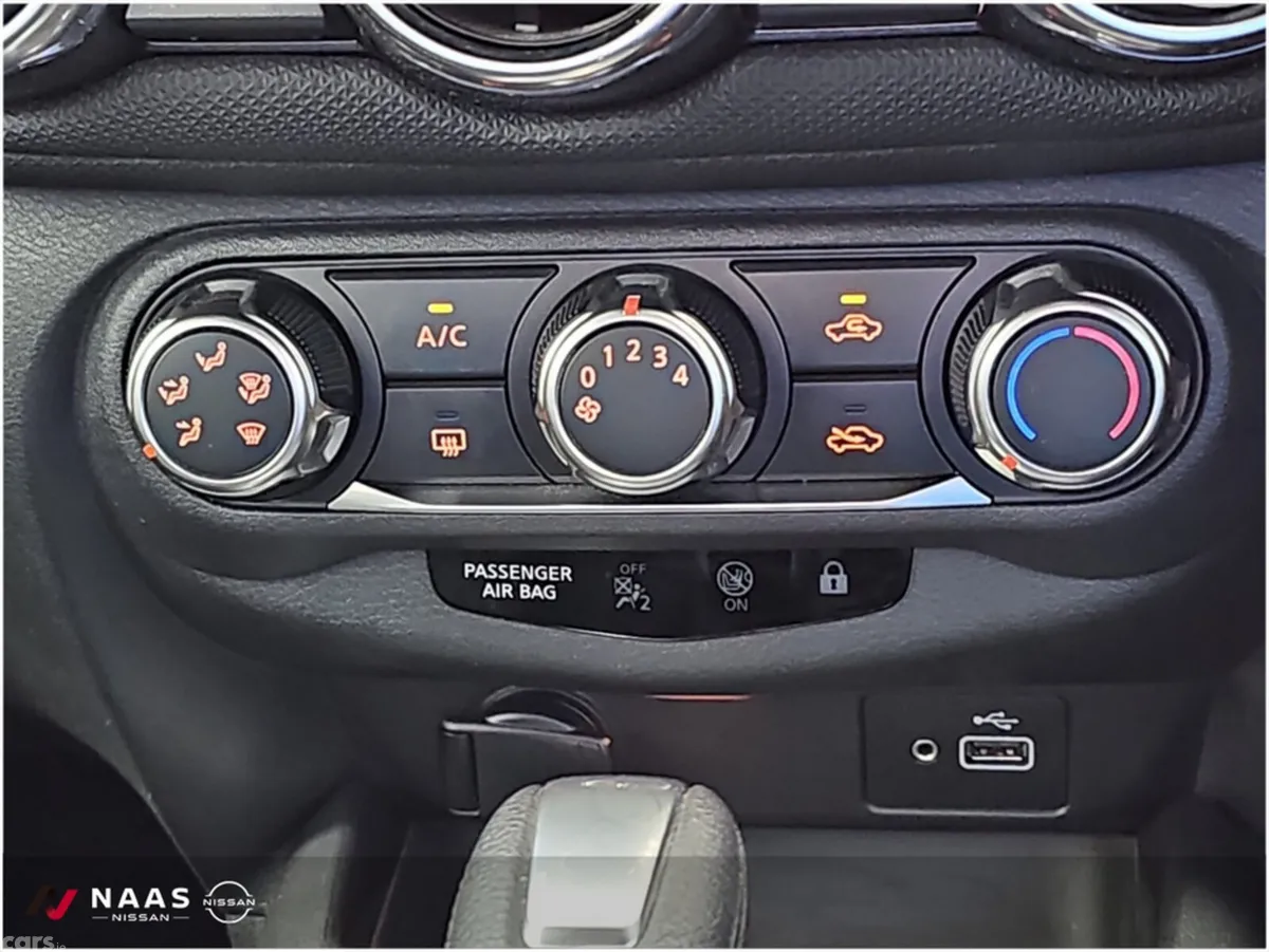 Nissan Juke MPV, Petrol, 2020, Blue