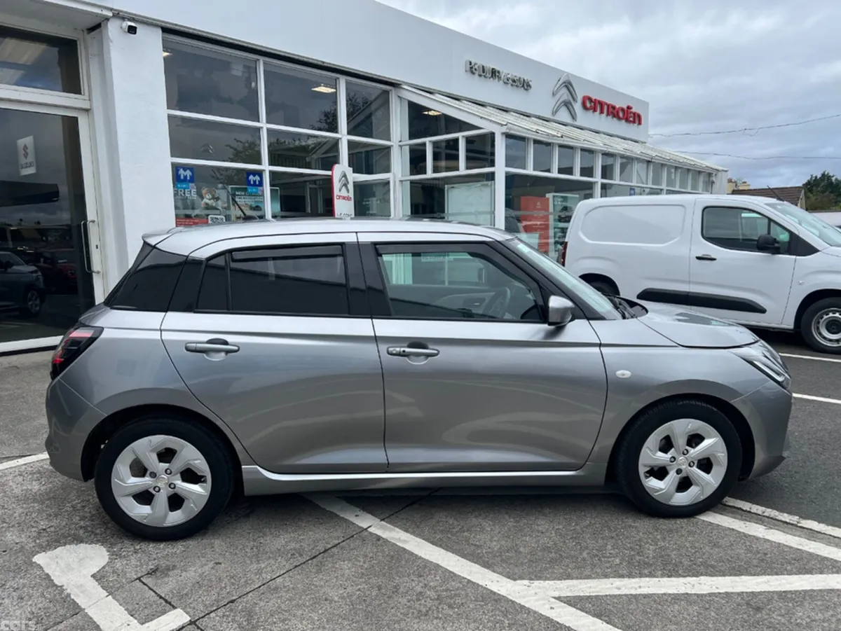 Suzuki Swift Hatchback, Petrol Hybrid, 2024, Grey