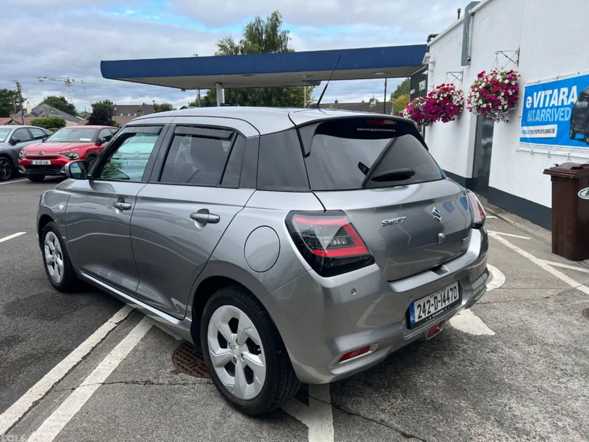 Suzuki Swift Hatchback, Petrol Hybrid, 2024, Grey