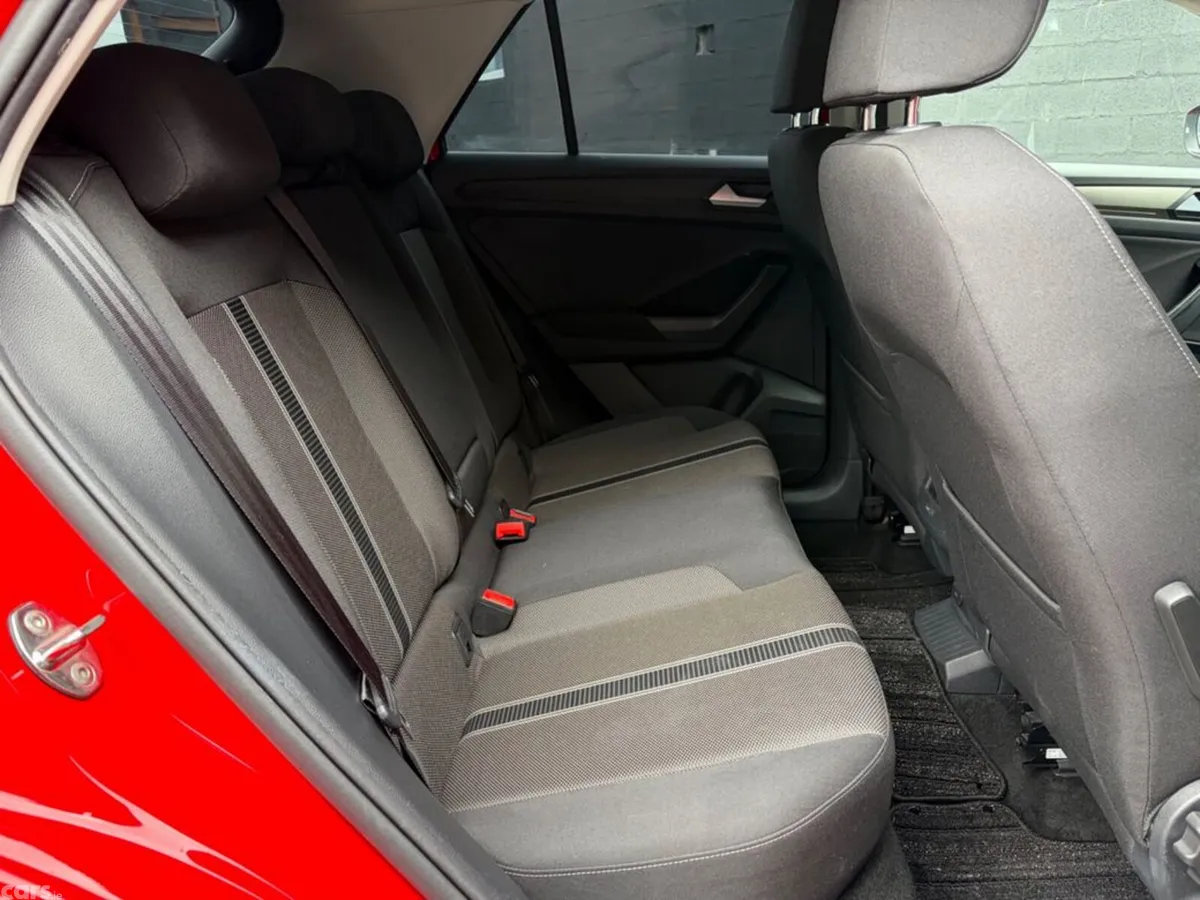 Volkswagen T-Roc SUV, Diesel, 2021, Red
