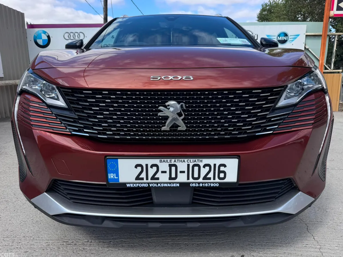 Peugeot 5008 MPV, Diesel, 2021, Brown