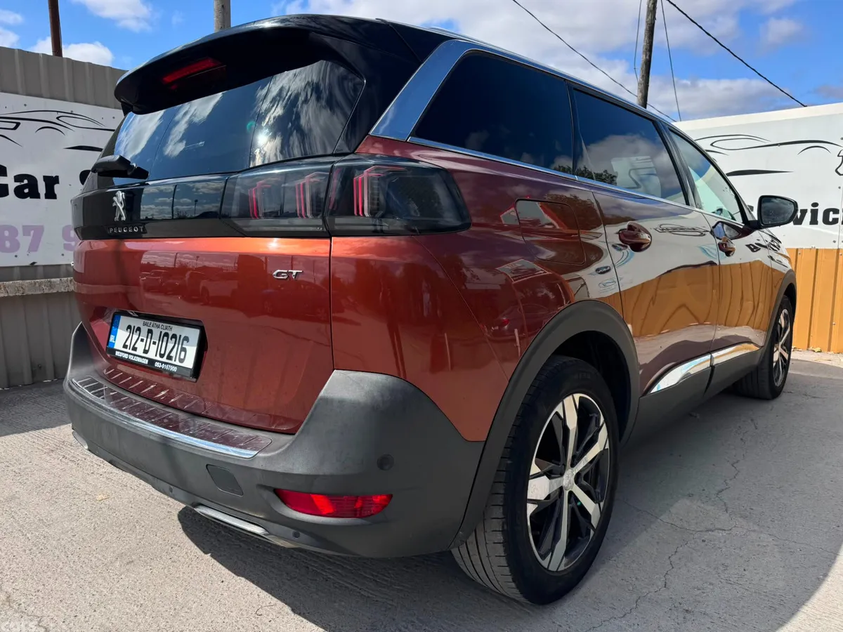 Peugeot 5008 MPV, Diesel, 2021, Brown
