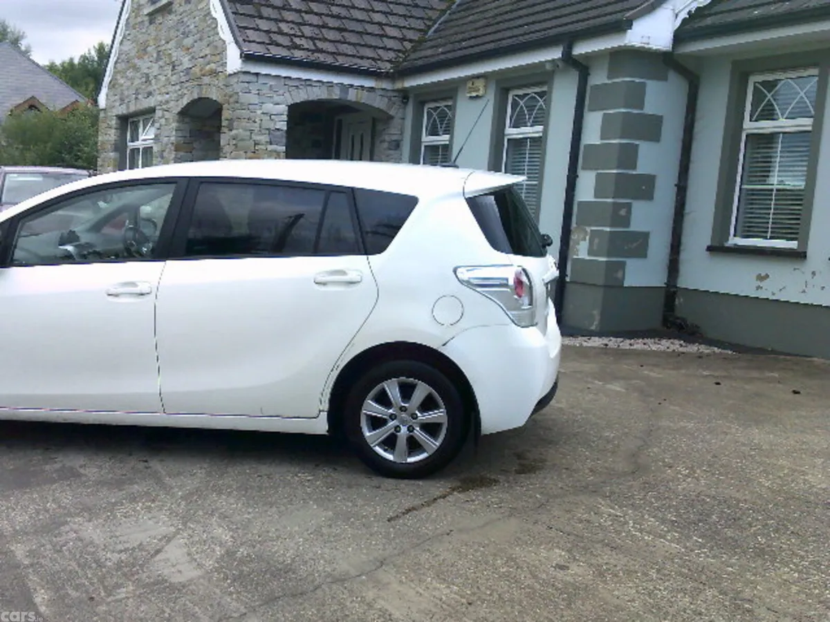 Toyota Verso MPV, Diesel, 2015, White