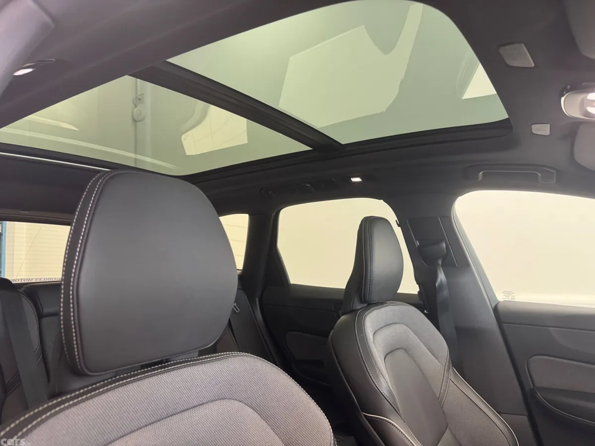 Volvo XC60 SUV, Petrol Plug-in Hybrid, 2025, Grey