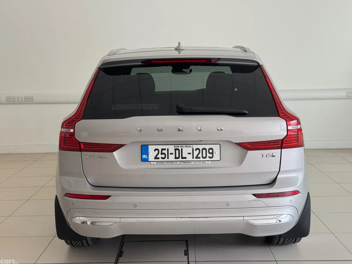 Volvo XC60 SUV, Petrol Plug-in Hybrid, 2025, Grey